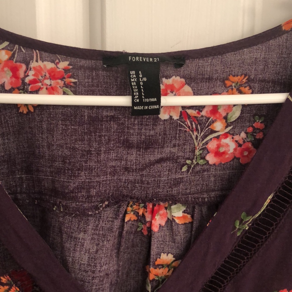 Crop top - Picture 3 of 3